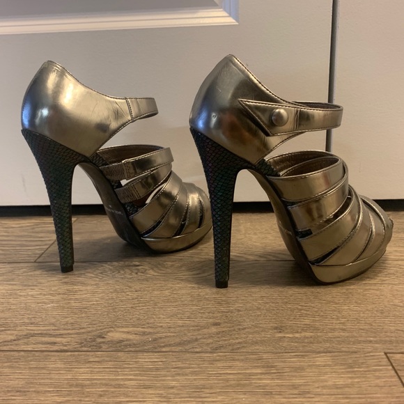 Carvela Heels – Size 6 - Picture 5 of 7